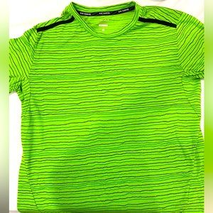 Nike men’s shirt